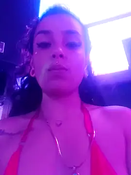 Snapshot of Moon_Beautifull chatting on 11/18/25, 03:56 Moon Beautifull online show from 11/18/25, 03:56