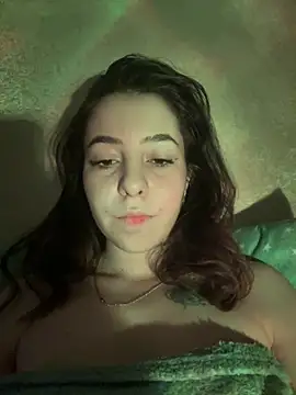 Snapshot of Anoraaa8A chatting on 02/16/26, 09:22 Anoraaa8A online show from 02/16/26, 09:22