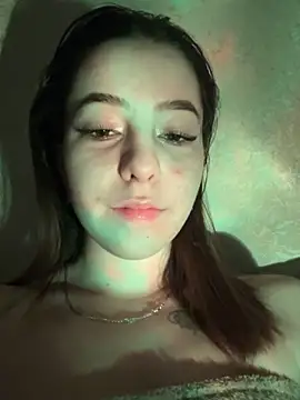 Snapshot of Anoraaa8A chatting on 03/04/26, 05:30 Anoraaa8A online show from 03/04/26, 05:30