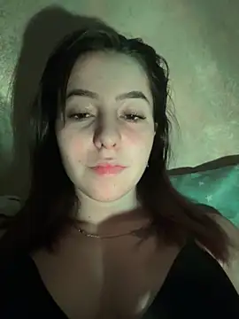 Snapshot of Anoraaa8A chatting on 03/10/26, 03:11 Anoraaa8A online show from 03/10/26, 03:11