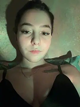 Snapshot of Anoraaa8A chatting on 03/11/26, 05:41 Anoraaa8A online show from 03/11/26, 05:41