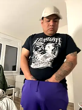 Pelotas2000 online show from 11/20/25, 04:18