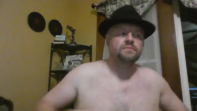 Snapshot of TheOneDonShaun chatting on 11/22/25, 06:12 TheOneDonShaun online show from 11/22/25, 06:12