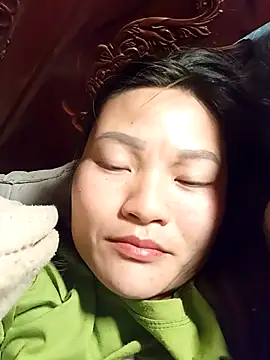 Lee-Thee online show from 11/30/25, 04:33