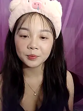 Snapshot of Baa-bee22 chatting on 03/27/26, 01:00 Baa-bee22 online show from 03/27/26, 01:00