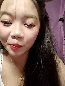 Snapshot of Baa-bee22 chatting on 07/19/26, 01:42 Baa-bee22 online show from 07/19/26, 01:42