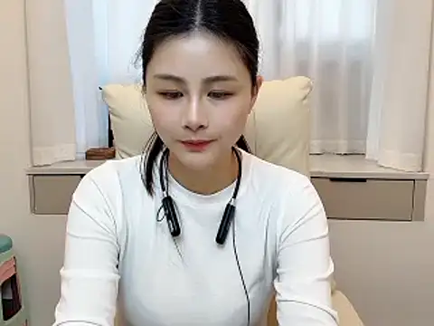 forzen-baby online show from 11/28/25, 06:05