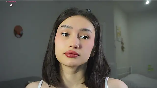 SoftLuna online show from 11/18/25, 05:12