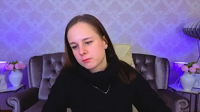 Snapshot of KarolinaSky chatting on 11/17/25, 01:39 KarolinaSky online show from 11/17/25, 01:39