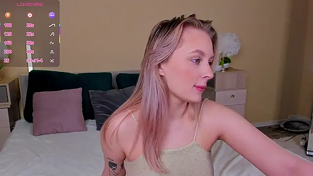 Snapshot of KiraRuiz chatting on 02/05/26, 01:21 KiraRuiz online show from 02/05/26, 01:21