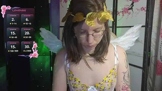 Snapshot of scarlettsrose chatting on 02/14/26, 11:40 scarlettsrose online show from 02/14/26, 11:40