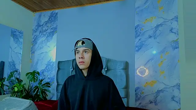 James Adams 01 online show from 04/11/26, 12:20