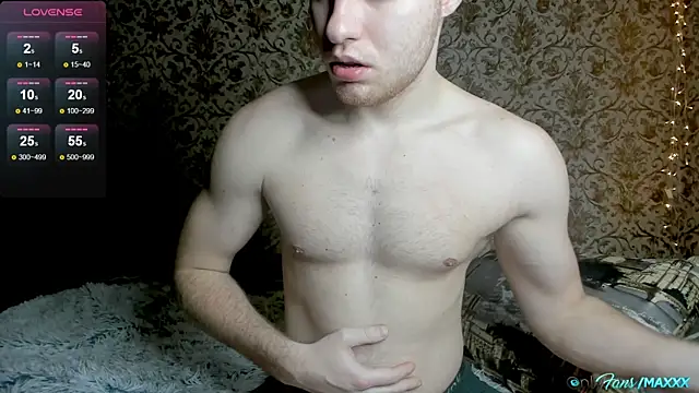 Maxhornyblondieman online show from 12/19/25, 10:22