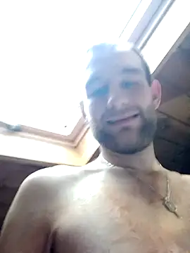 Snapshot of Kaletyslask chatting on 11/17/25, 01:39 Kaletyslask online show from 11/17/25, 01:39