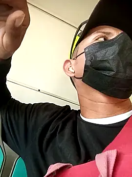 juunioreest online show from 12/04/25, 09:01