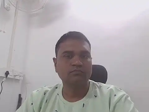 Snapshot of Sagarnp chatting on 11/24/25, 07:08 Sagarnp online show from 11/24/25, 07:08
