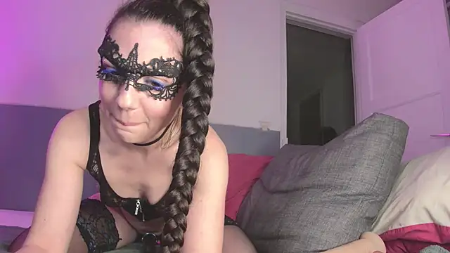 Tini squirt online show from 02/10/26, 11:09