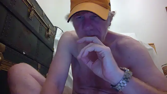 Snapshot of Hardwarelane67 chatting on 11/22/25, 06:12 Hardwarelane67 online show from 11/22/25, 06:12