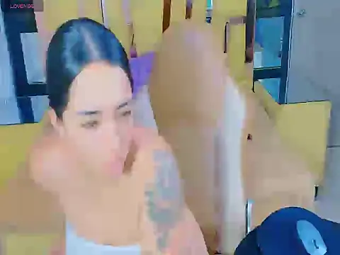 Snapshot of CailinSmith chatting on 11/28/25, 12:08 CailinSmith online show from 11/28/25, 12:08