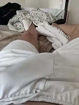 Snapshot of berkkderlerr chatting on 04/18/26, 09:02 berkkderlerr online show from 04/18/26, 09:02