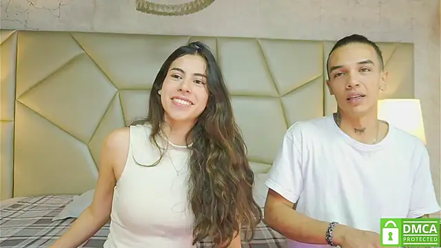 Snapshot of Be_curious chatting on 04/15/26, 12:12 Be curious online show from 04/15/26, 12:12