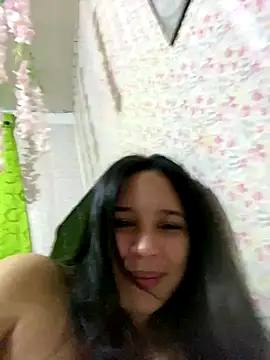 Esmerald 1111 online show from 11/24/25, 01:33