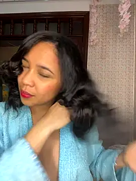 Esmerald 1111 online show from 12/04/25, 08:45