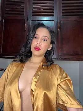 Snapshot of Esmerald_1111 chatting on 03/30/26, 11:00 Esmerald 1111 online show from 03/30/26, 11:00