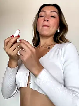 GeorginaBlack online show from 12/14/25, 04:34