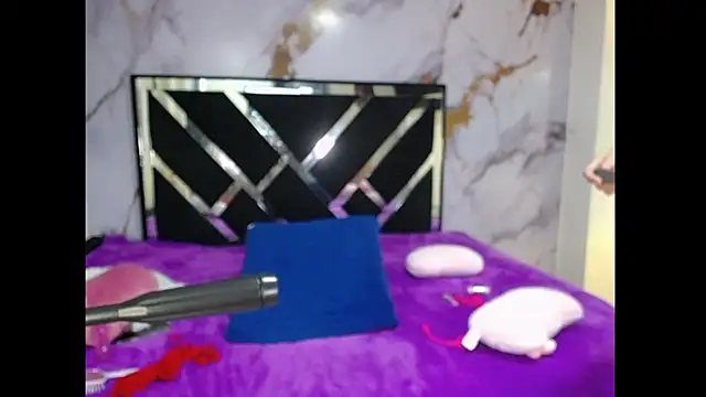 Snapshot of AmbarSxxx chatting on 04/15/26, 05:03 AmbarSxxx online show from 04/15/26, 05:03