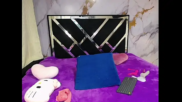 Snapshot of AmbarSxxx chatting on 04/16/26, 08:15 AmbarSxxx online show from 04/16/26, 08:15