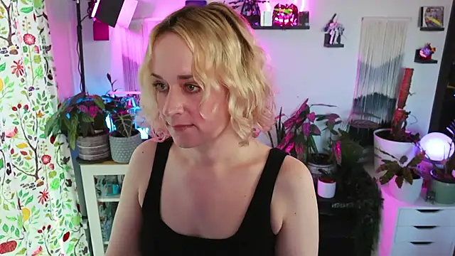 xzoeyryanx online show from 03/26/26, 08:25