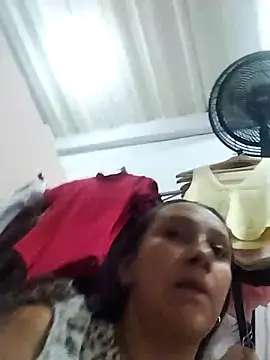 Snapshot of Mikela_19 chatting on 12/03/25, 09:13 Mikela 19 online show from 12/03/25, 09:13