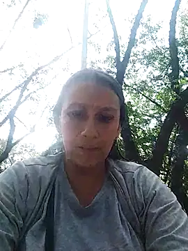 Snapshot of Mikela_19 chatting on 12/15/25, 08:02 Mikela 19 online show from 12/15/25, 08:02