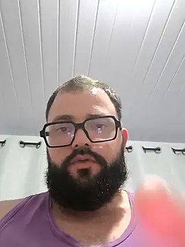 Snapshot of NoahRJ1 chatting on 12/14/25, 12:16 NoahRJ1 online show from 12/14/25, 12:16