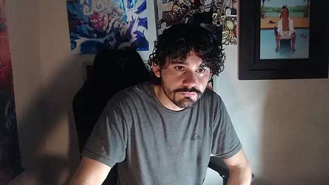 Snapshot of LuciferSantoryu chatting on 03/17/26, 04:50 LuciferSantoryu online show from 03/17/26, 04:50