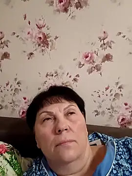 Snapshot of OliviaaSkyy chatting on 11/28/25, 08:33 OliviaaSkyy online show from 11/28/25, 08:33