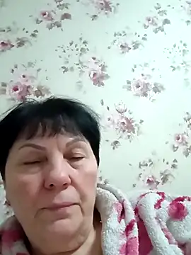 Snapshot of OliviaaSkyy chatting on 12/20/25, 06:26 OliviaaSkyy online show from 12/20/25, 06:26