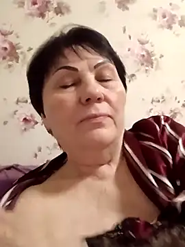 Snapshot of OliviaaSkyy chatting on 03/18/26, 07:39 OliviaaSkyy online show from 03/18/26, 07:39