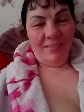 Snapshot of OliviaaSkyy chatting on 04/03/26, 04:54 OliviaaSkyy online show from 04/03/26, 04:54