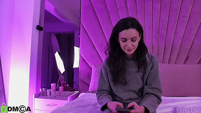 AnnaHarperX online show from 01/31/25, 06:14