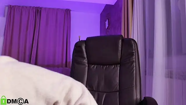 Snapshot of AnnaHarperX chatting on 01/08/26, 05:48 AnnaHarperX online show from 01/08/26, 05:48