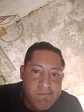 Snapshot of OracularSecrecy chatting on 12/15/25, 08:24 OracularSecrecy online show from 12/15/25, 08:24