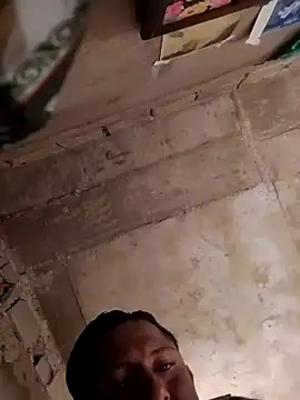 Snapshot of OracularSecrecy chatting on 12/16/25, 09:09 OracularSecrecy online show from 12/16/25, 09:09