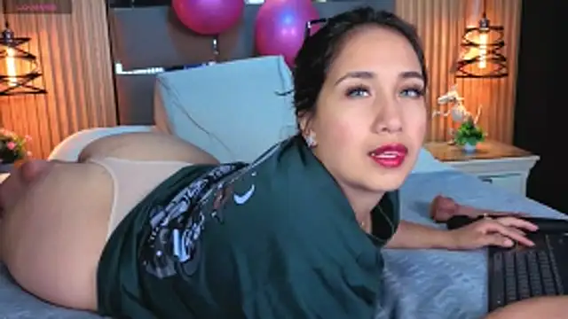 Lauroberts7 online show from 03/13/26, 03:35