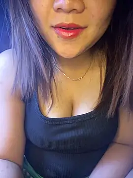 Snapshot of Sunset-yll chatting on 03/20/26, 09:19 Sunset-yll online show from 03/20/26, 09:19