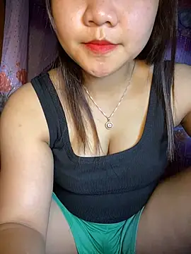 Snapshot of Sunset-yll chatting on 04/08/26, 09:59 Sunset-yll online show from 04/08/26, 09:59