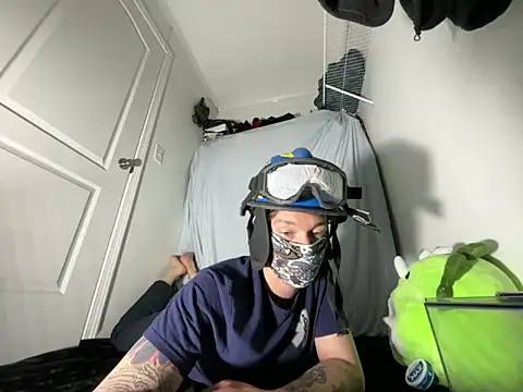 Jaxrouge online show from 11/18/25, 06:18