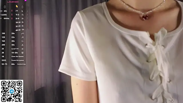 UmbraVelour online show from 04/17/26, 01:03