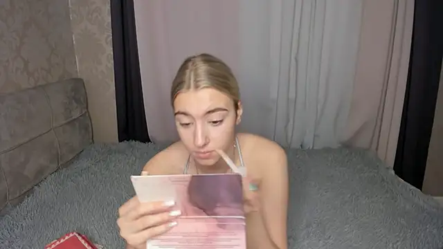 sugarplum x online show from 12/19/25, 09:05